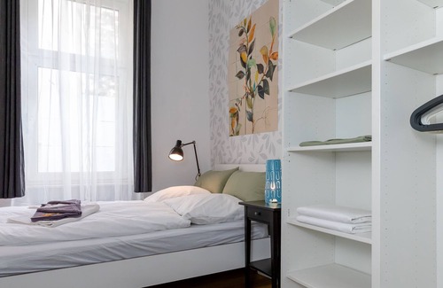 Gesundbrunnen Condo | Stylish apartment in the heart of Berlin.