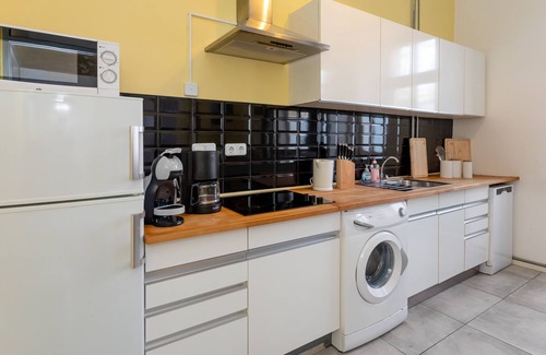 Gesundbrunnen Condo | Stylish apartment in the heart of Berlin.