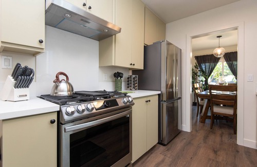 Downtown Los Angeles House | Stylish Apartment near Dodger St