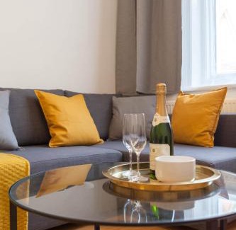 Malvern Apartment | Stylish apartment with parking