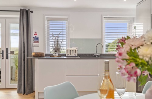 Llangynin Apartment | Stylish apartment with 2 bedrooms and stunning countryside views