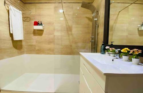 Alboraya Apartment | Stylish Apartment with Terrace on the BeachFrom