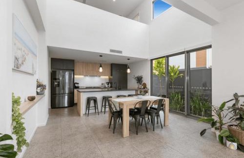 Kingscliff Villa | Stylish Beach Villa