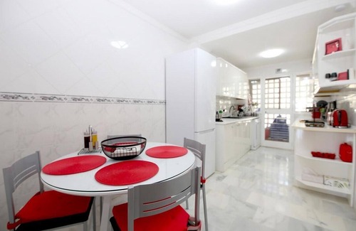 La Gaspara Apartment | Stylish beachfront apartment with air con and Wifi, Beachfront and short drive to town and port