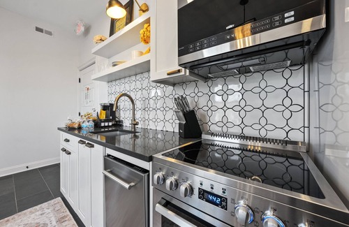 Sandusky Condo | Stylish Boutique Style Condo