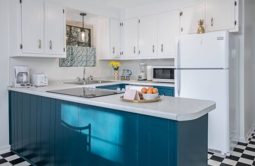 Hendersonville House | Stylish cabin near downtown