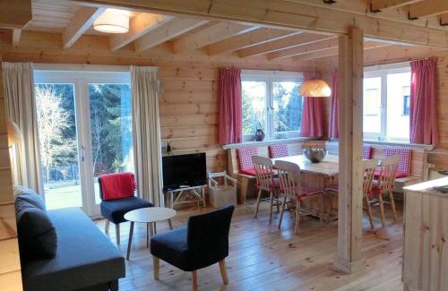 Kuestelberg House | Stylish Chalet with Sauna