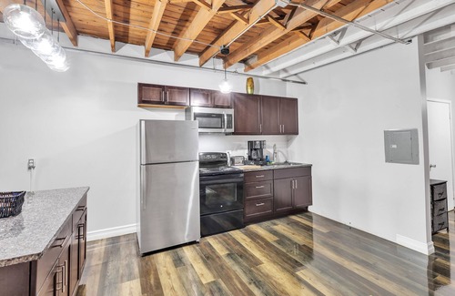 Detroit Apartment | Stylish Chic Retreat At Lafayette Lofts 1 Bedroom Apts by RedAwning