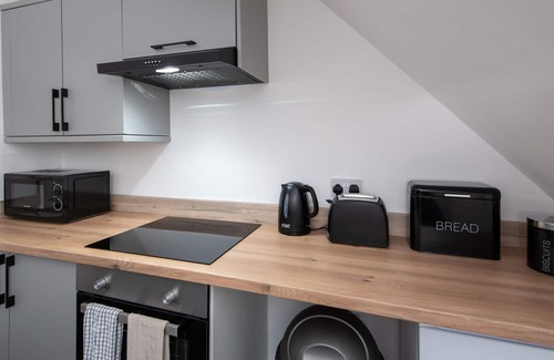 Murton Apartment | Stylish Comfort 2-Bedroom in Murton