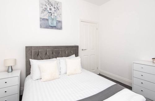 Murton Apartment | Stylish Comfort 2-Bedroom in Murton