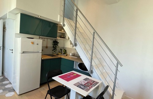 Chaville Condo | Stylish, comfortable apartment