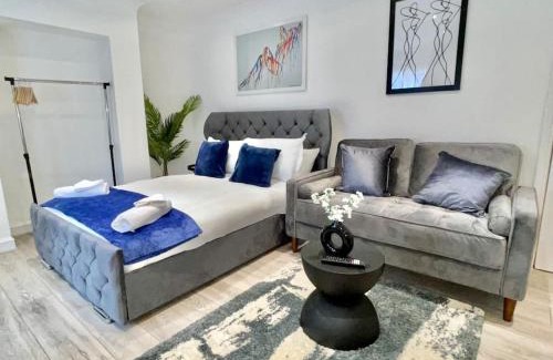 Gravesend Apartment | Stylish Cosy Studio Apartment