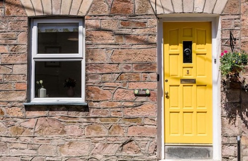 Lostwithiel House | Stylish cottage in the heart of town