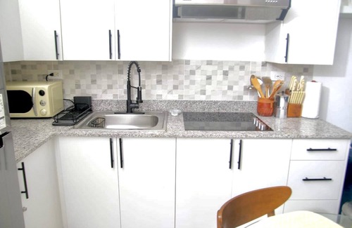 Juan Dolio - El Pueblo Condo | Stylish & Cozy 1 bed at 1 Min Walk to the Beach with Pool-Gym -Condo Apartment
