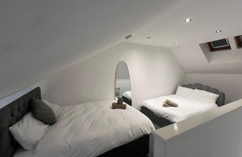 Bordesley Apartment | Stylish Cozy 5-Apartments - Birmingham Central