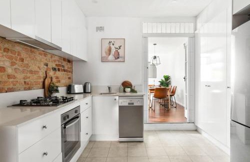 Darlinghurst House | Stylish Darlinghurst Townhouse l 3 Bedrooms