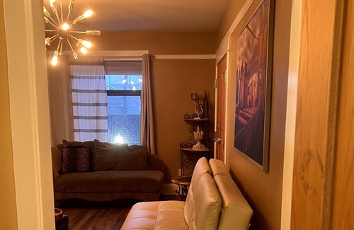 Rochester Apartment | Stylish Downtown Rochester Suite #4