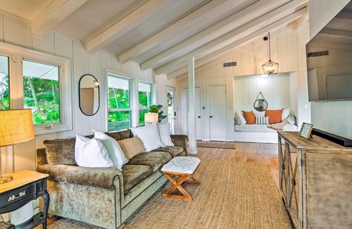 Franklin House | Stylish Franklin Cabin on 6 Private Acres!