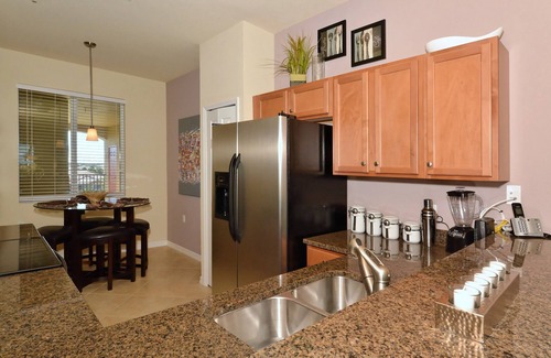 Braden River Condo | Stylish Furnished Chic 2 Bed Top Floor View Condo At River Strand CC