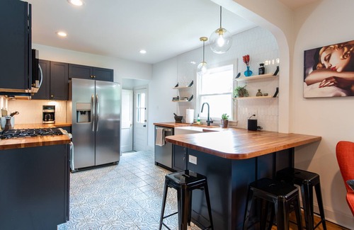 Germantown House | Stylish Germantown Cottage