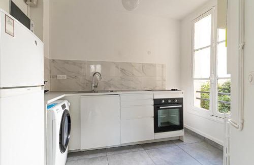 Silly-Gallieni Apartment | Stylish Getaway in Boulogne I Quick Paris Access