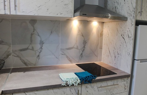 Kassiopi Apartment | Stylish Gound Floor Two Bedroom Flat in Kassiopi With Breakfast