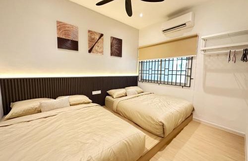 Taman Kota Laksamana House | Stylish HomeStay Near JonkerWalk