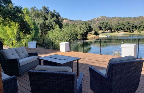 Descanso House | Stylish Lakefront -Backyard Fishing -near Julian