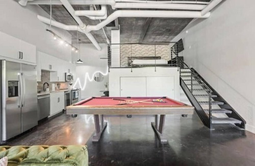 Deep Ellum Apartment | Stylish Loft/Deep Ellum/Downtown Dallas