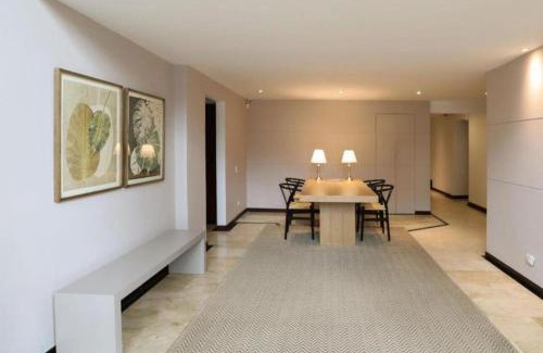 Financial District Apartment | Stylish Loft Ideal for Couples & Work 105