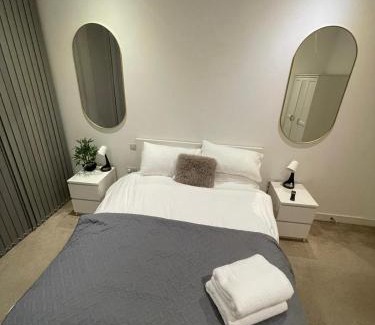 Woolwich Riverside Apartment | Stylish London 2Bedroom Apartment