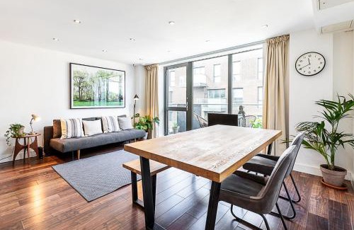 Peckham Apartment | Stylish London Apartment in Trendy Peckham