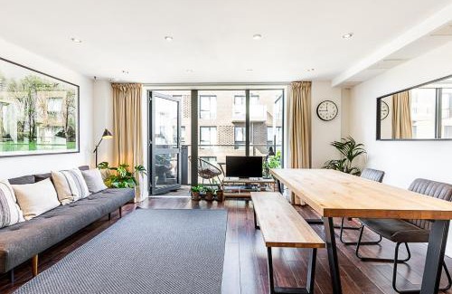 Peckham Apartment | Stylish London Apartment in Trendy Peckham
