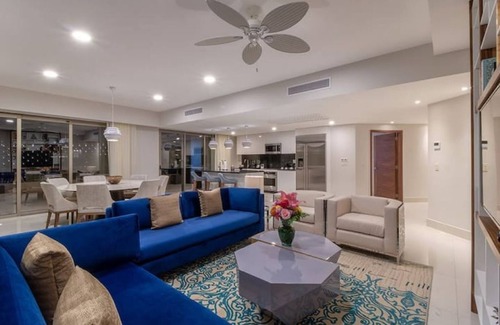 Cabo San Lucas Hotel | Stylish Luxury 3-BR Oceanfront Suite - SPACE AVAILABLE BOOKING