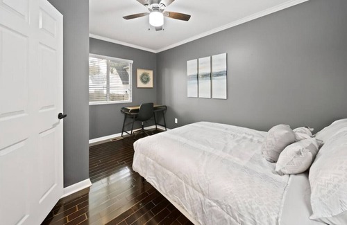 Birmingham House | Stylish Luxury 3bd home in Downtown Birmingham