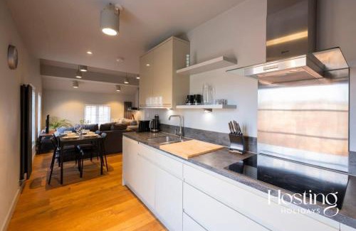 Henley Apartment | Stylish Luxury Apartment in The Centre of Henley