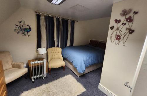 Solihull Apartment | Stylish Modern 1-Bed Apartment in Prime Solihull Town Centre