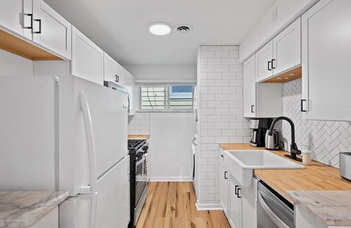 Pittsburgh Apartment | Stylish & Modern 2Bd Apt in Millvale/Lawrenceville