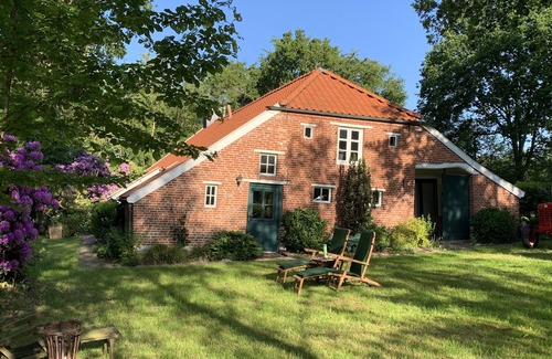 Leer House | Stylish moor cottage in East Frisia