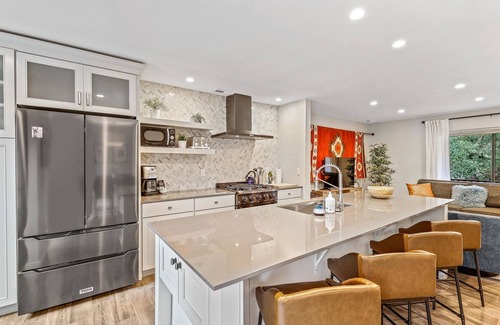 Southside House | Stylish Mountain Home! Walk to Downtown & NAU! Unbelievable Backyard!