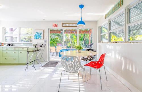 Dania Beach Villa | Stylish Pool Home Near Beach Family-friendly Fun