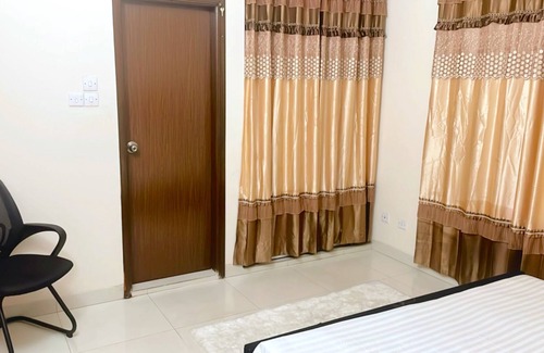 Dhanmondi Apartment | Stylish Private Room In the Heart of Dhanmondi