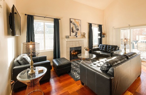 Cheyenne Meadows House | Stylish Retreat w/ amazing patio, in heart of COS