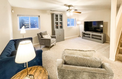 Cheyenne Meadows House | Stylish Retreat w/ amazing patio, in heart of COS