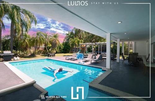 Cutler Bay House | Stylish Retreat Heated Pool Basketball Game Room L41