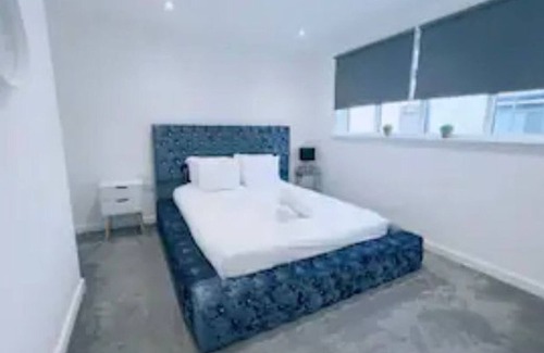 Liverpool City Centre Apartment | Stylish Retreat in Central Liverpool