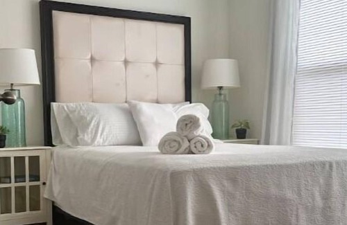Adairsville House | Stylish Retreat in Adairsville: with Arcade Machine and Shared Pool