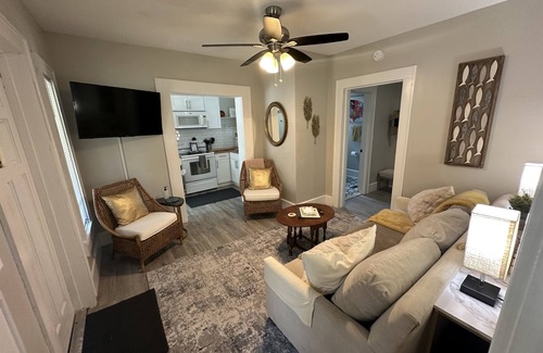 Crescent Lake House | Stylish Retreat: Patio, Bikes+Golf Near Dtwn&Beach