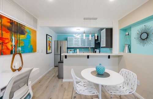 San Rafael Apartment | Stylish Retro Luxury - Mid Century Eichler, Stylish Retro Luxury - Mid Century Eichler