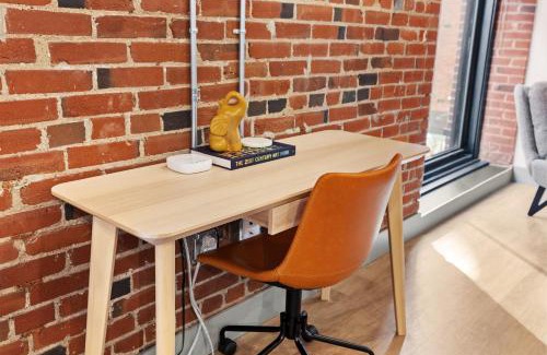 Downtown St. Louis Apartment | Stylish Riverfront Loft - Steps from the Arch & Nightlife